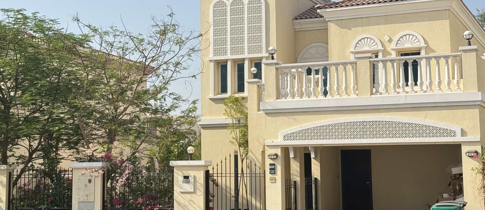 Spacious Villa for Rent JVT Dubai Short Term