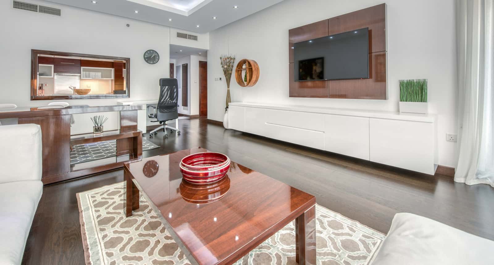 Downtown Dubai Holiday Home Burj Views Apartment, photo 3