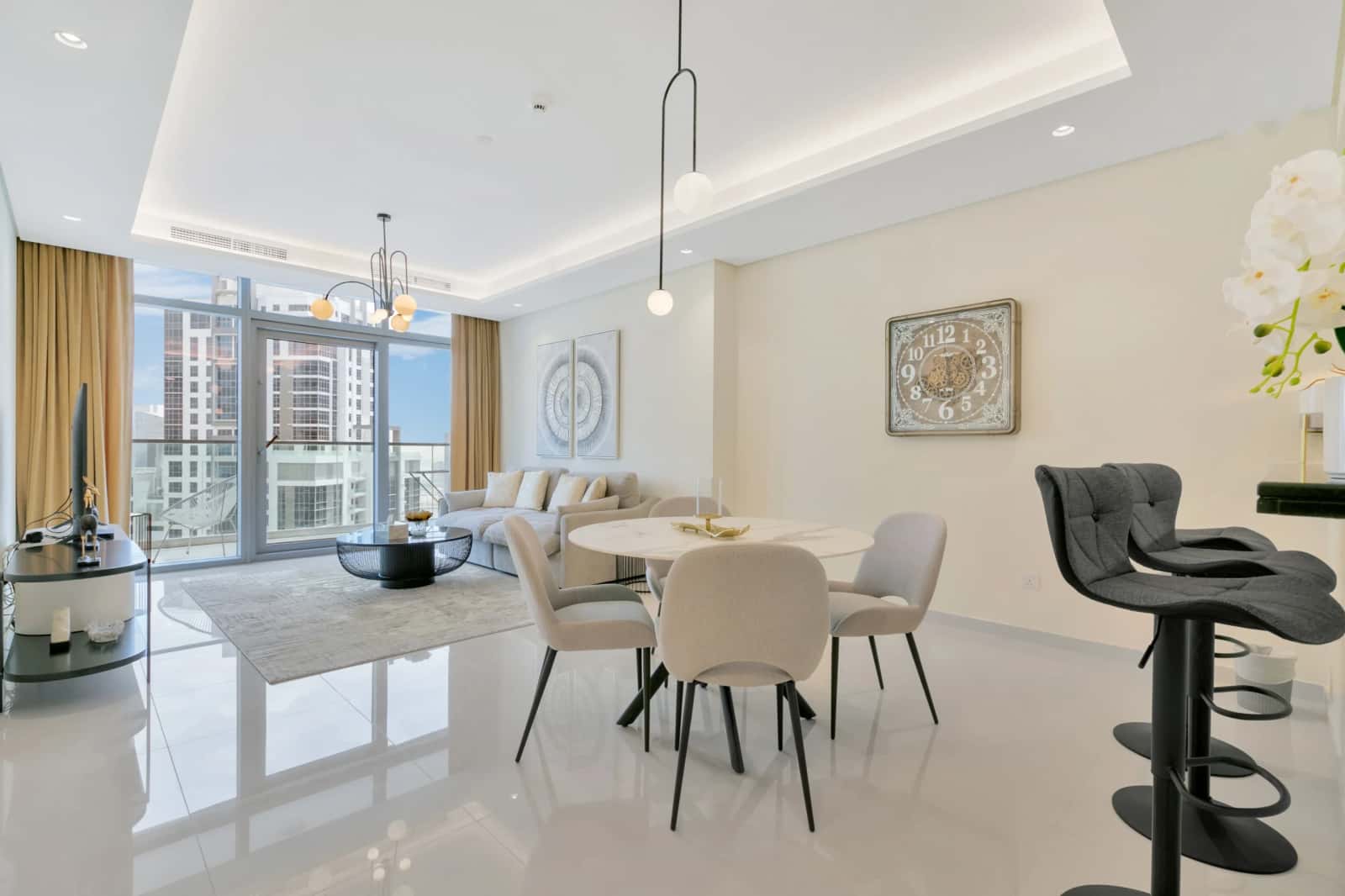 Paramount Midtown Two Bed Apartment, photo 2