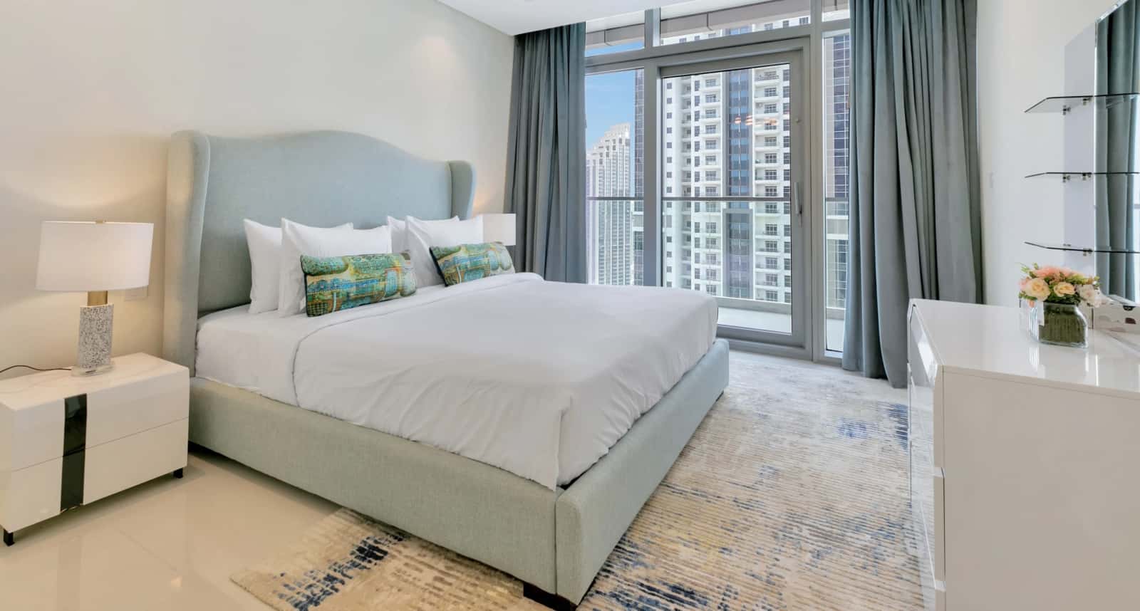 Paramount Midtown Two Bed Apartment, photo 3