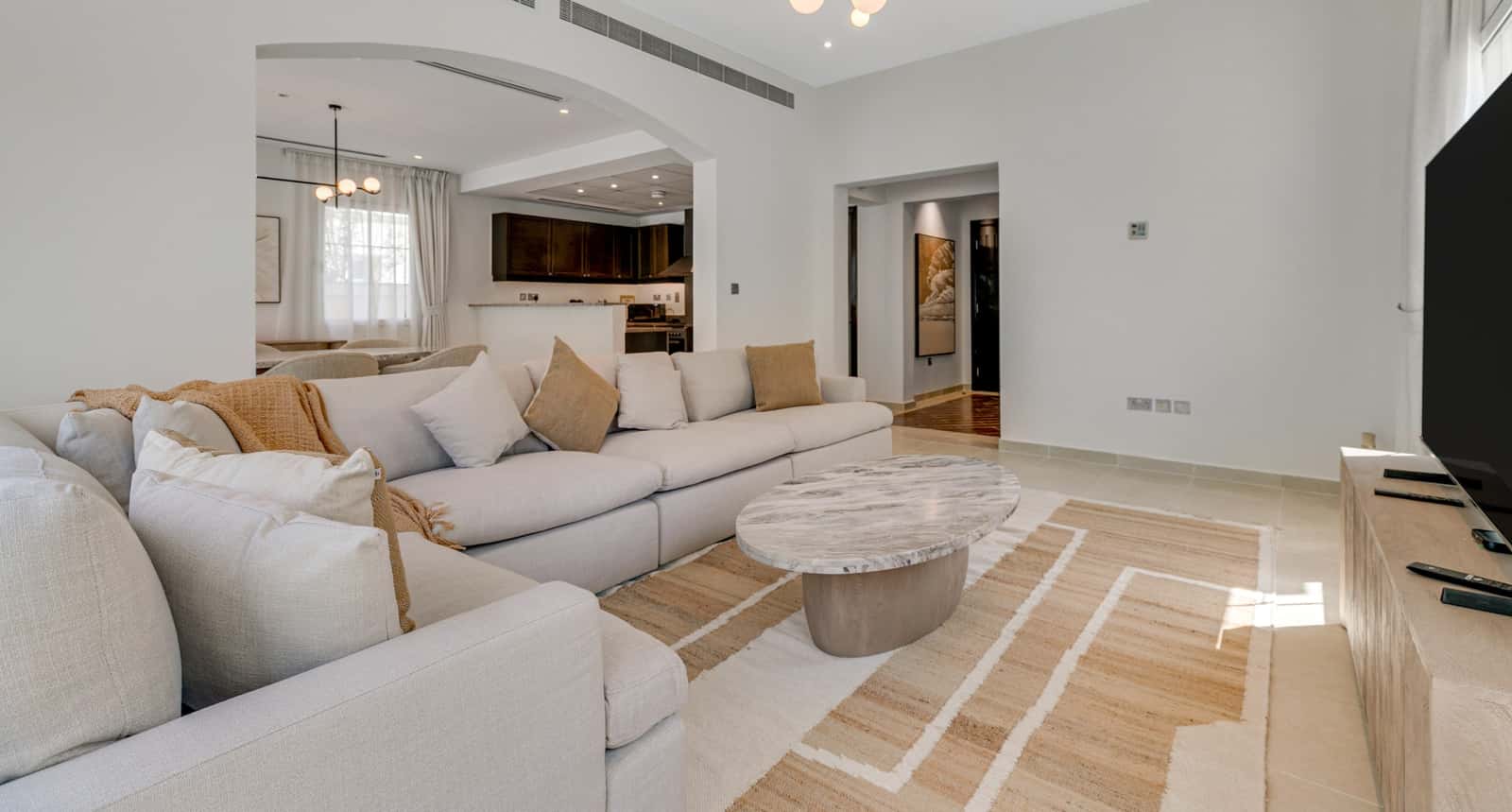 JVT Holiday Villas Dubai Private Garden, photo 6