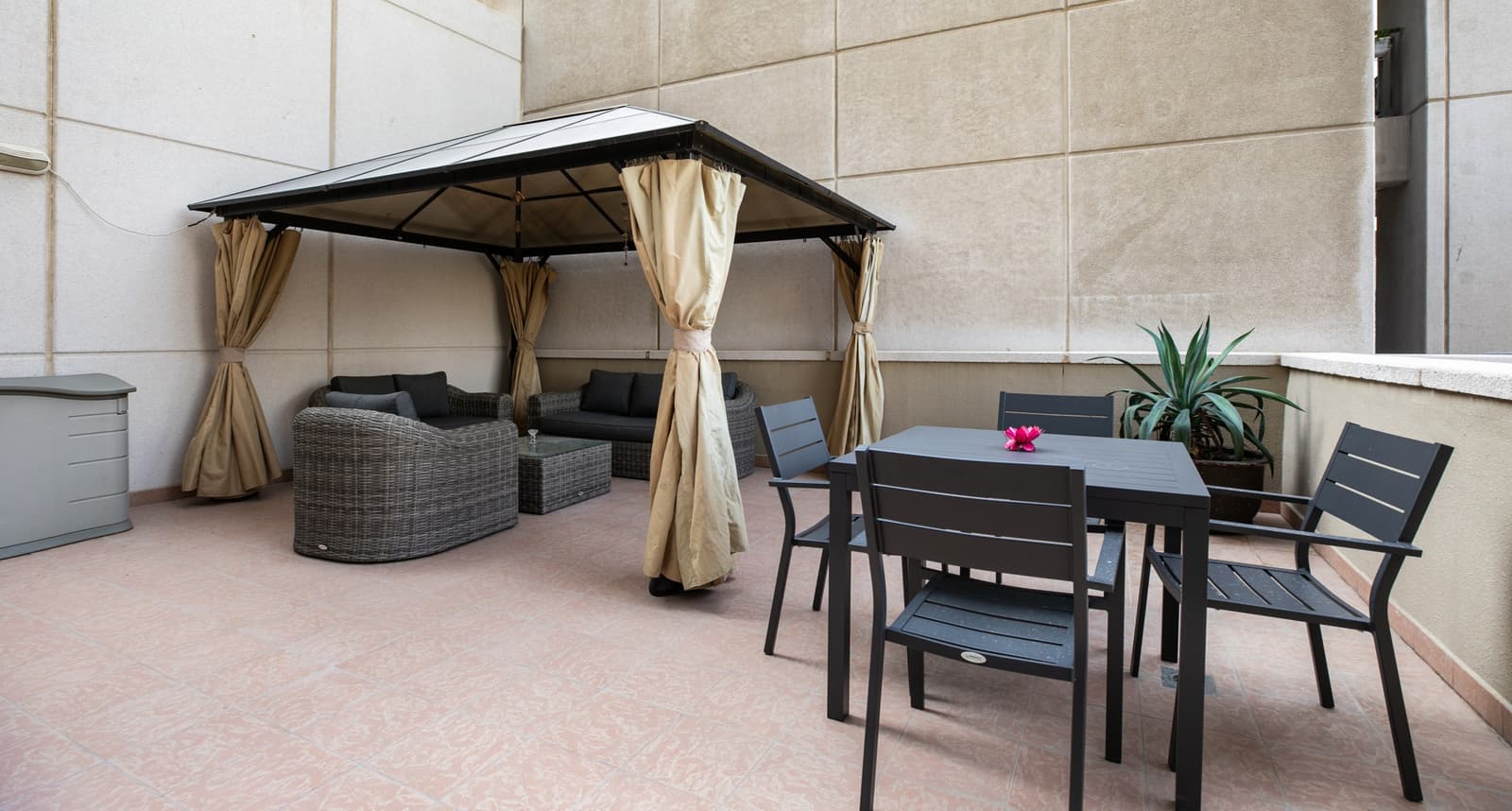 Luxury Large Terrace Apt Southridge — photo 5