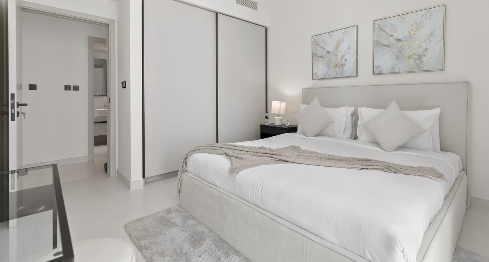 Marina Vista Two Bed Emaar Beach — photo 17