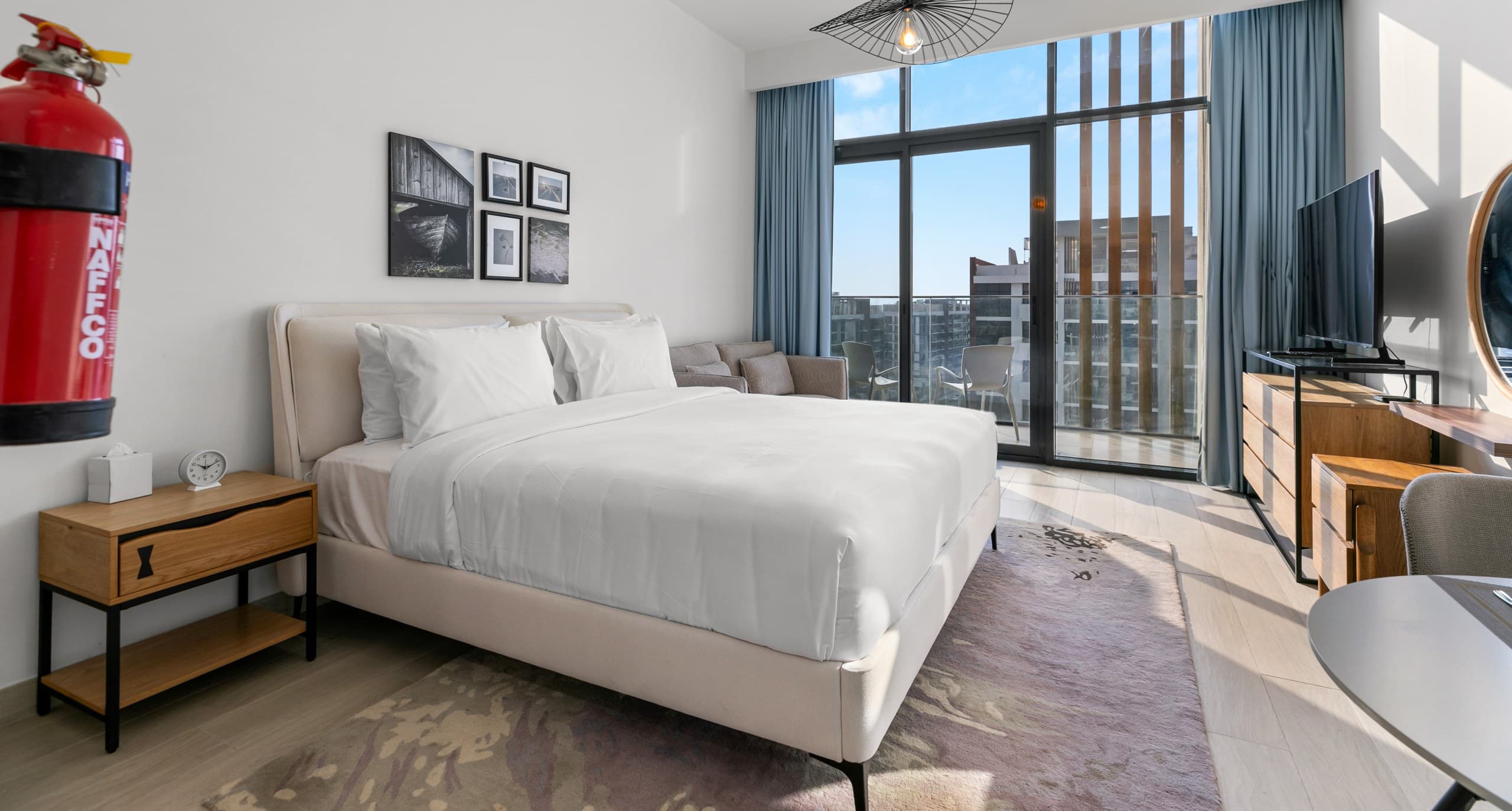 Meydan Studio Apartment Short Stay Azizi Riviera