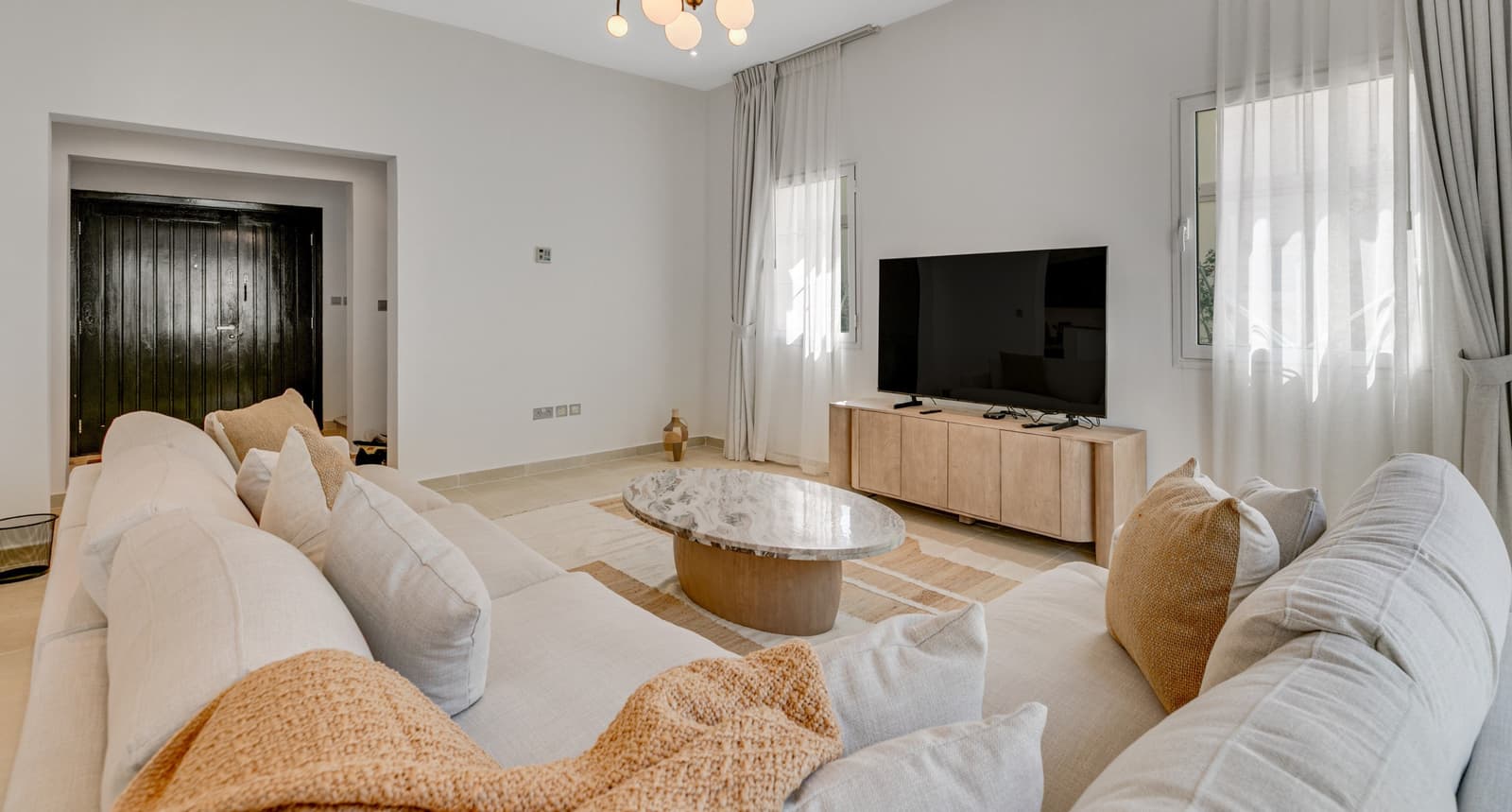JVT Holiday Villas Dubai Private Garden — photo 8