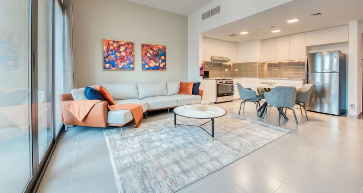 2-Bedroom Apartment Town Square Dubai Short Stay