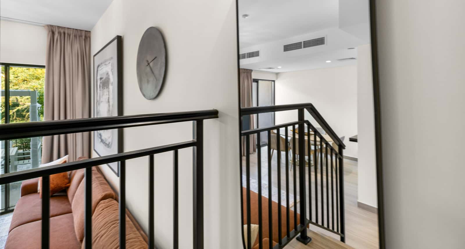 DAMAC Hills Villa for Rent Golf Course Community, photo 4