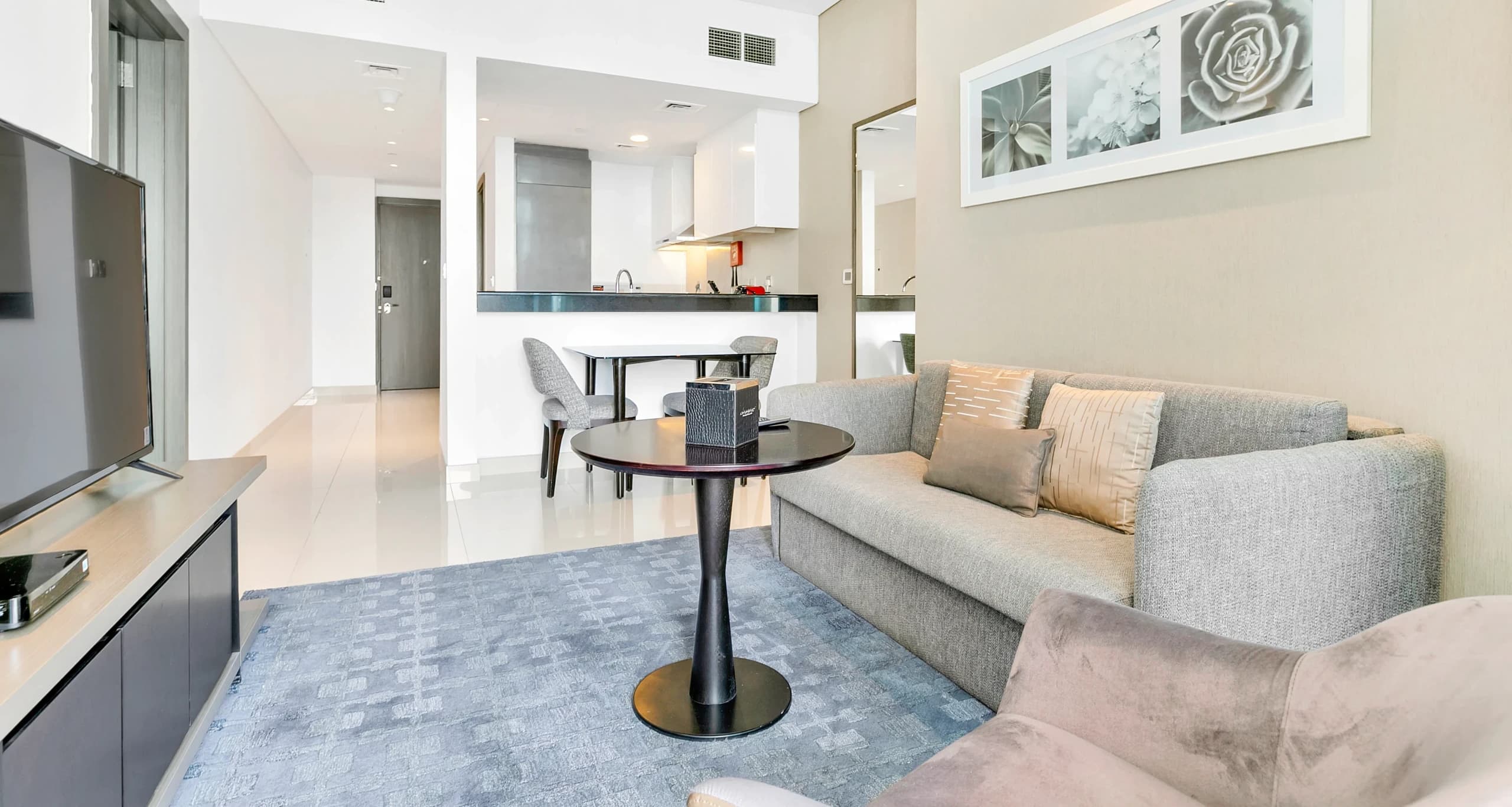 Luxury Apartment for Rent Business Bay Damac Prive
