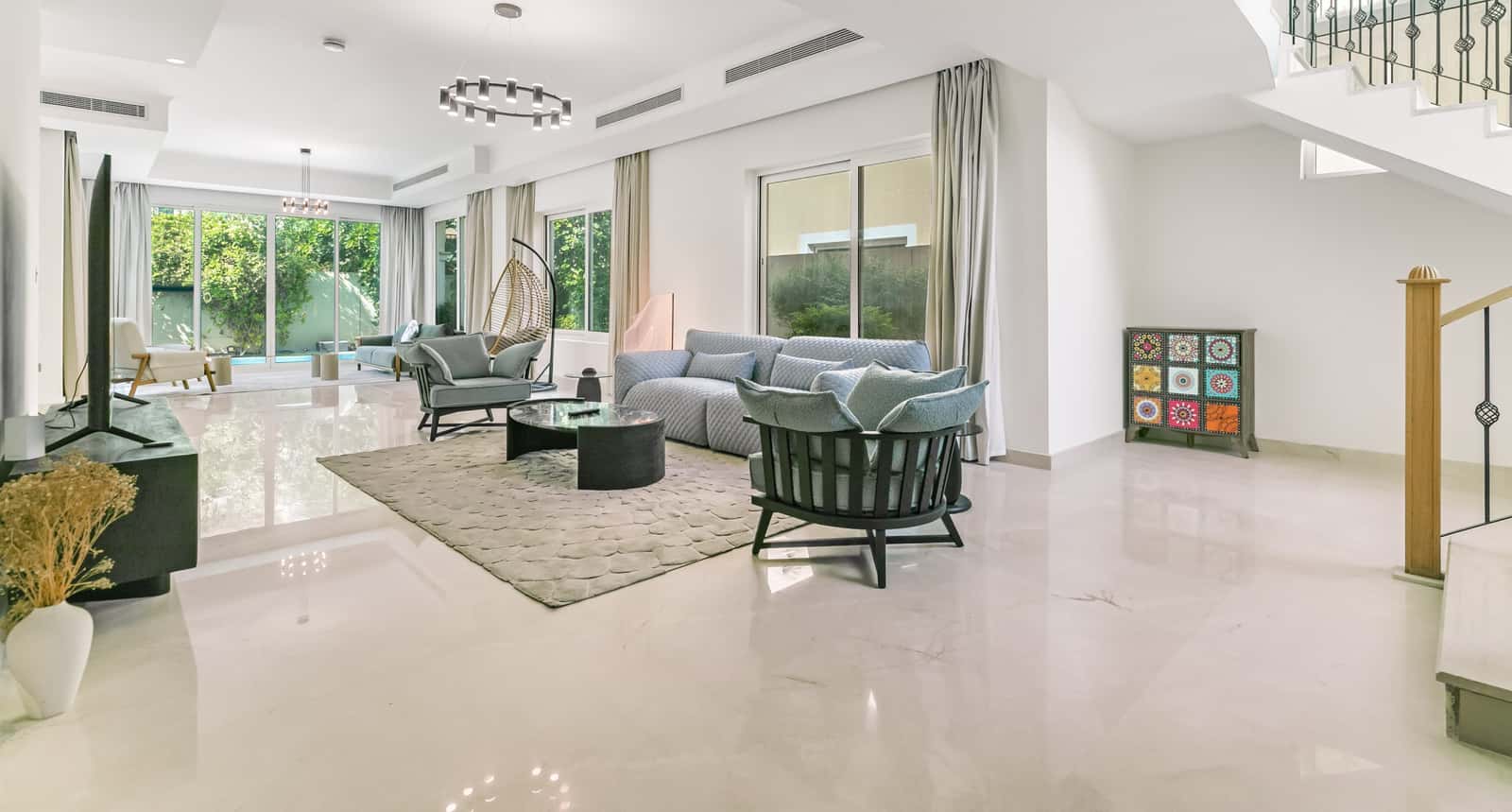 Jumeirah Park Villa for Rent Dubai Family Holiday Home