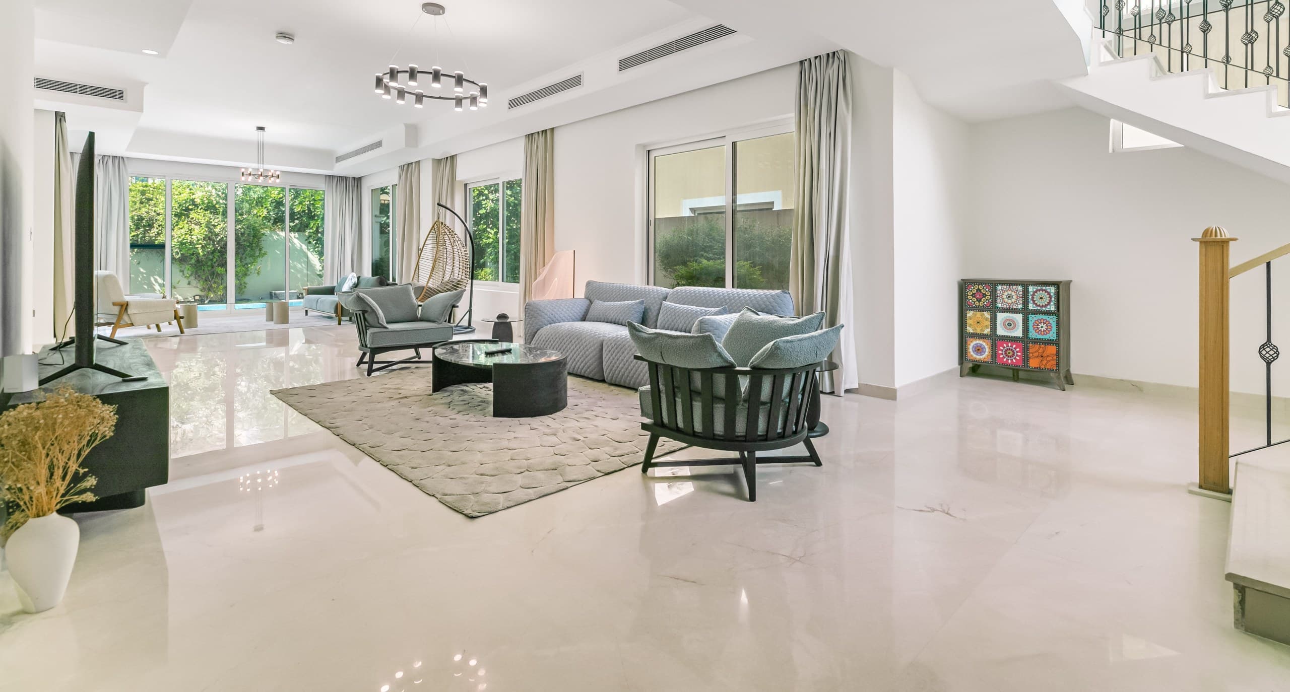 Jumeirah Park Villa for Rent Dubai Family Holiday Home
